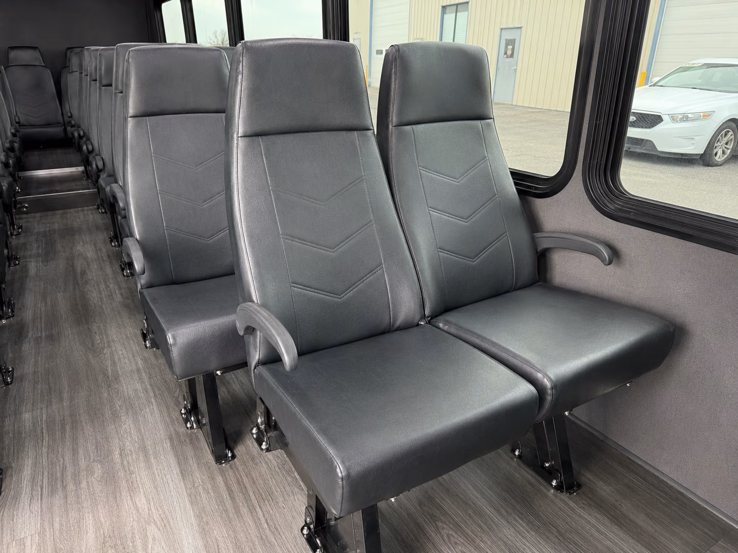 amarillo 15 passenger minibus inside